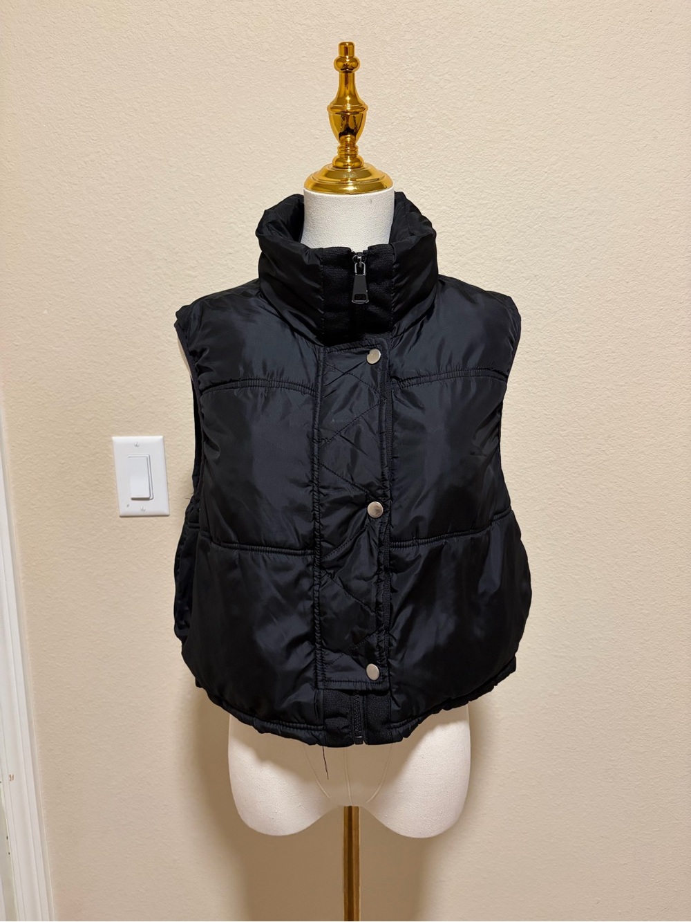 Ci Sono Black Quilted High-Neck Puffer Vest